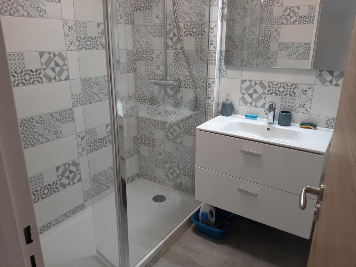 Appartement T3 Renove A 10 Min Du Centre-Ville Avec Balcon, Garage Et Wifi A Saint-Jean-De-Luz - Fr-1-239-584 Экстерьер фото