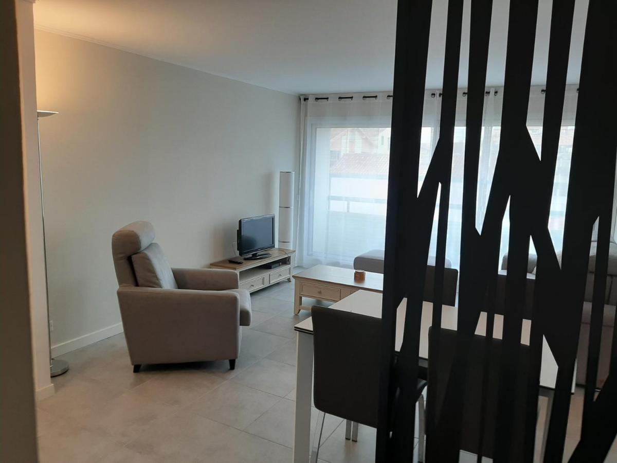 Appartement T3 Renove A 10 Min Du Centre-Ville Avec Balcon, Garage Et Wifi A Saint-Jean-De-Luz - Fr-1-239-584 Экстерьер фото